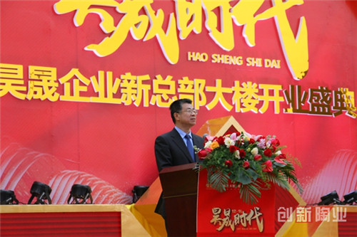 秦占學1.2.jpg