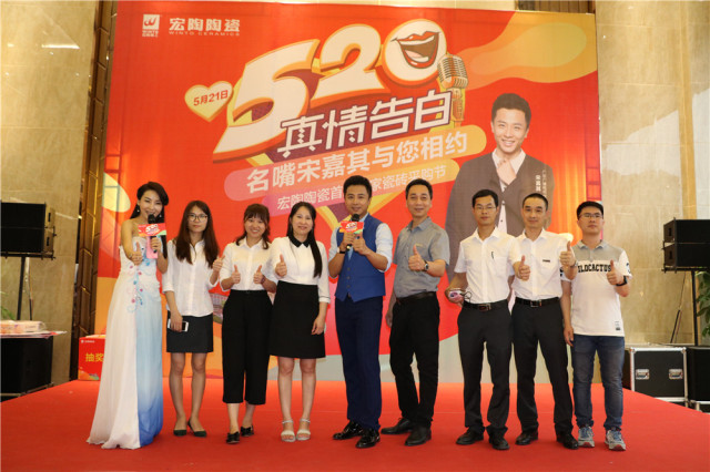 大合影.jpg